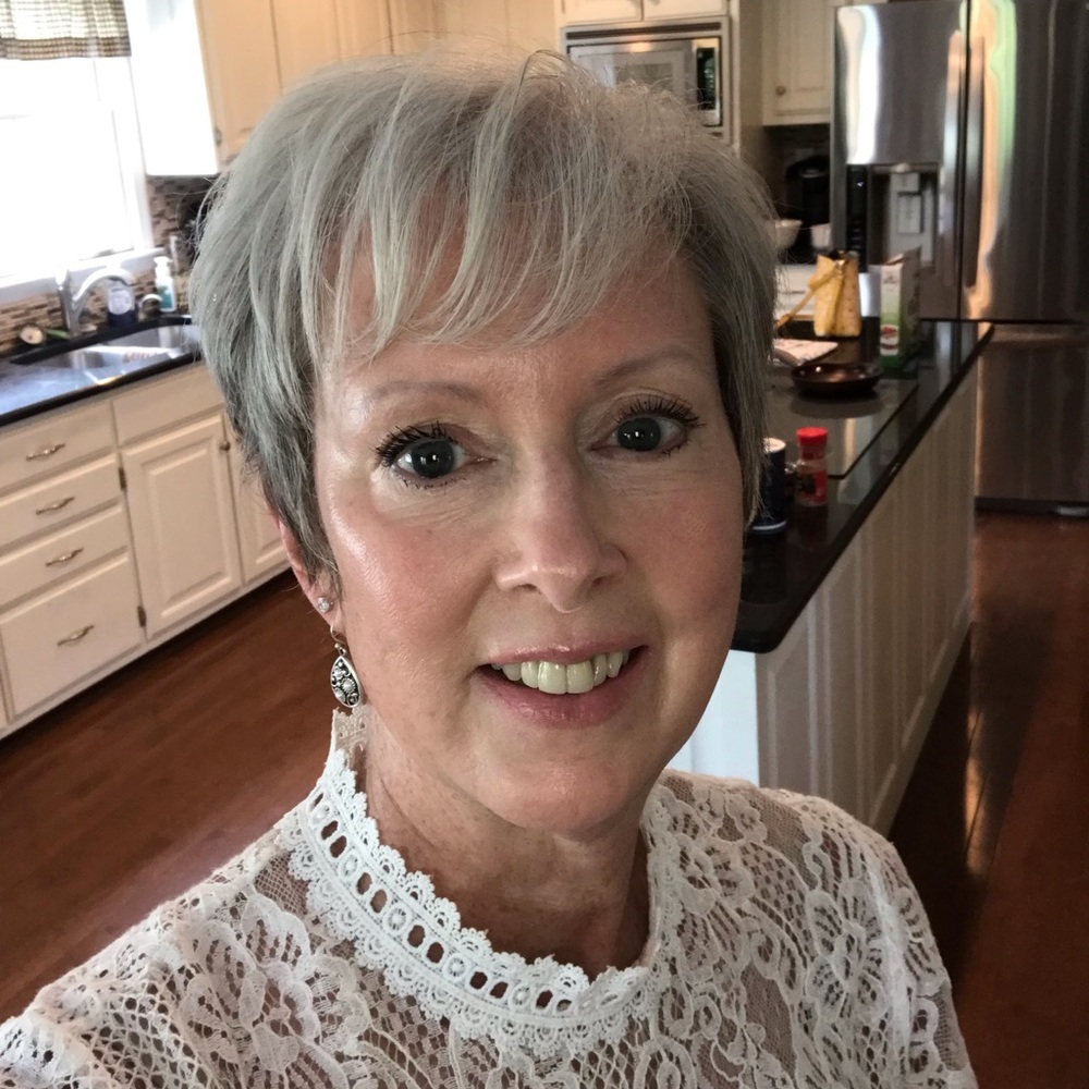 Meet your Posher, Rebecca